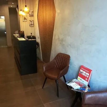 Hotel Quaint 4*