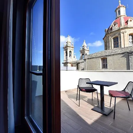 Hotel Quaint 4*